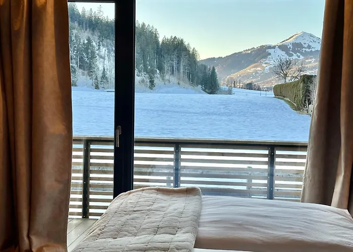 Alexander Mountain *